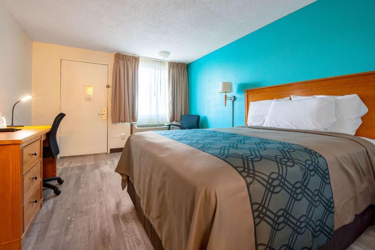 Econo Lodge Kent Eksteriør bilde