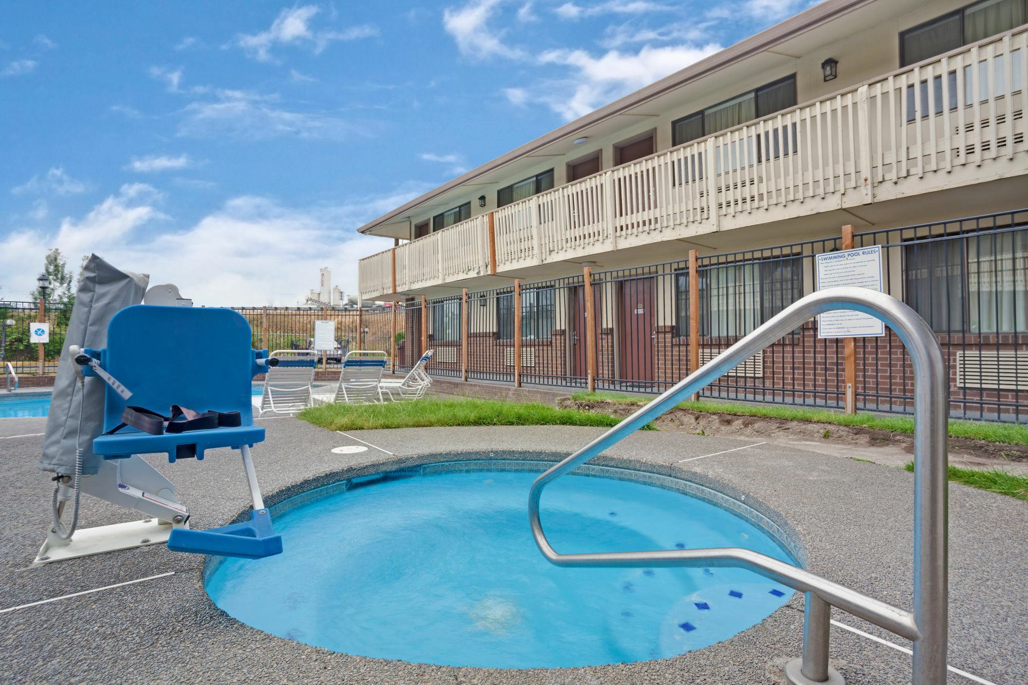 Econo Lodge Kent Eksteriør bilde