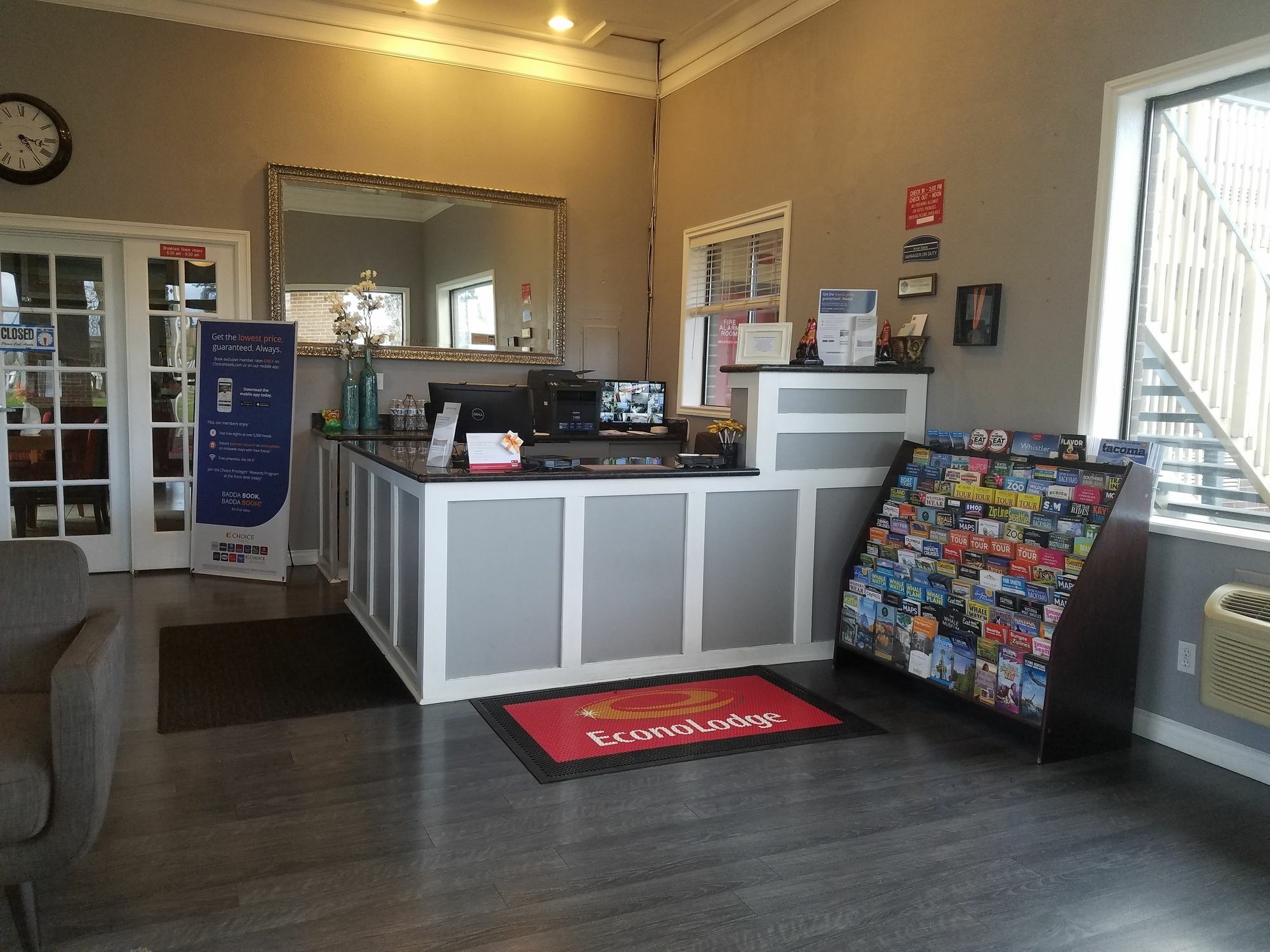 Econo Lodge Kent Eksteriør bilde